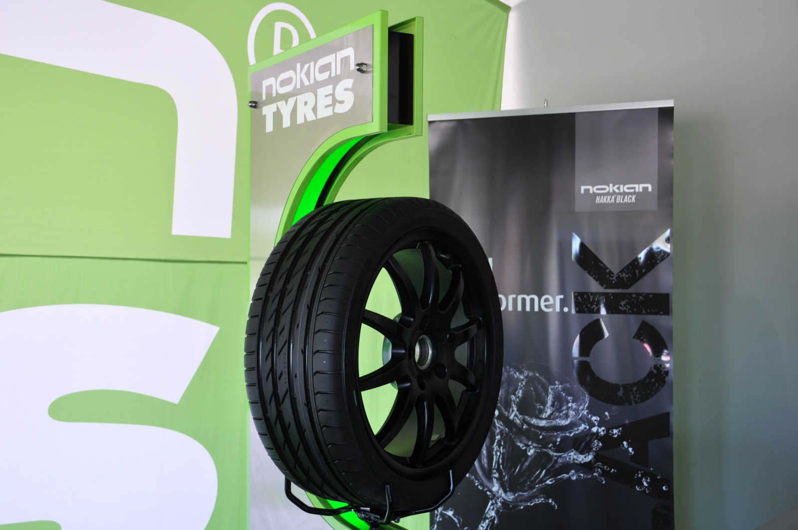 205/60/16 Лето ion Tyres(Nokian Tyres) Autograph Aqua 3 96w. Ikon Tyres Autograph Eco 3 реклама.