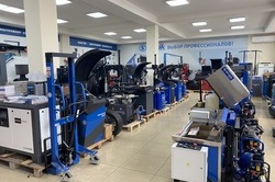 Оснащение автосервиса под ключ: особенности и преимущества